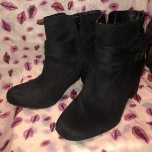 Hellen Black Booties by JustFab